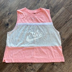 Nike workout top